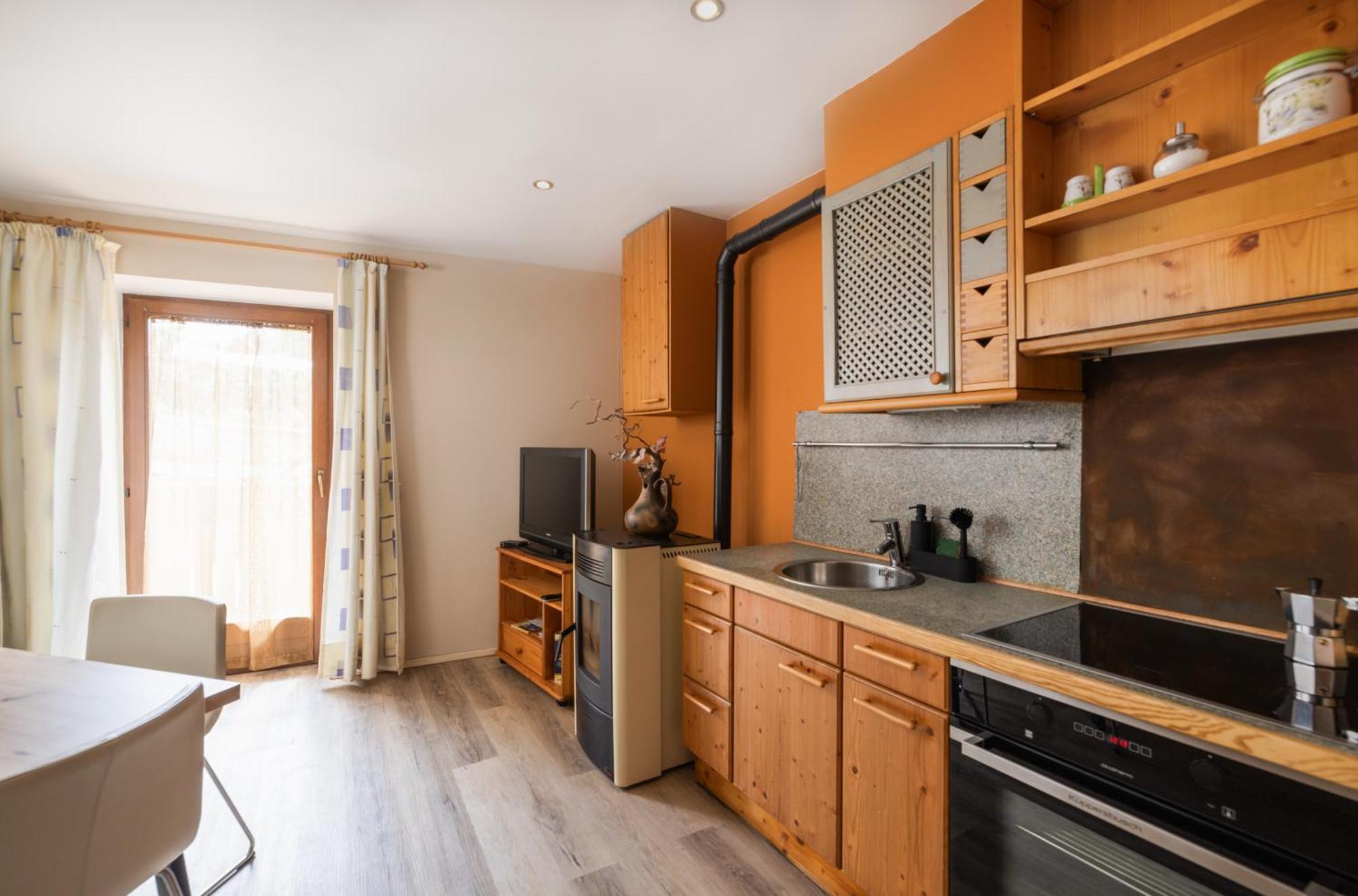 Zum Lindenwirt - Al Tiglio Apartment Natz-Schabs Luaran gambar